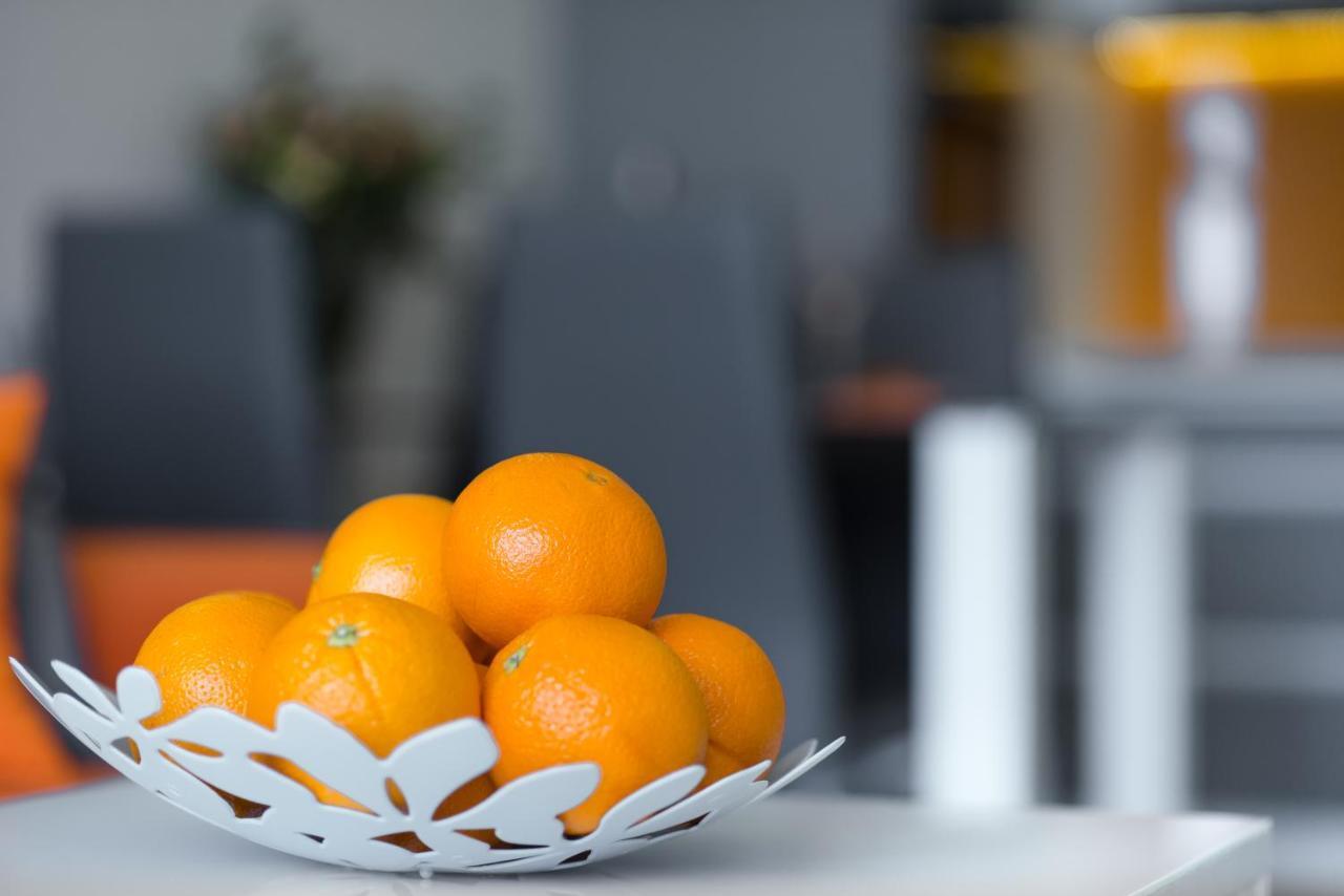 Apartment Orange Dream Гданьск Экстерьер фото
